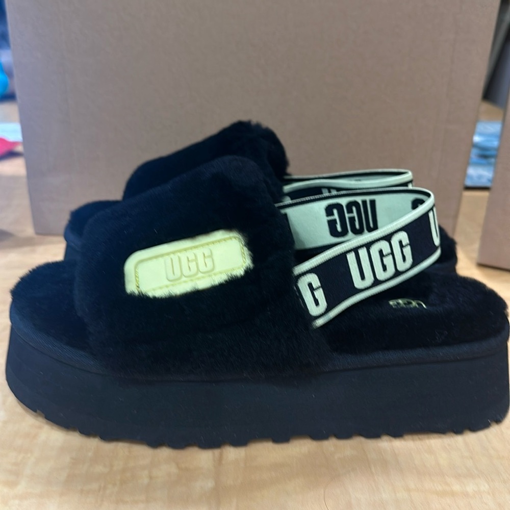 UGG Women’s Disco Slide